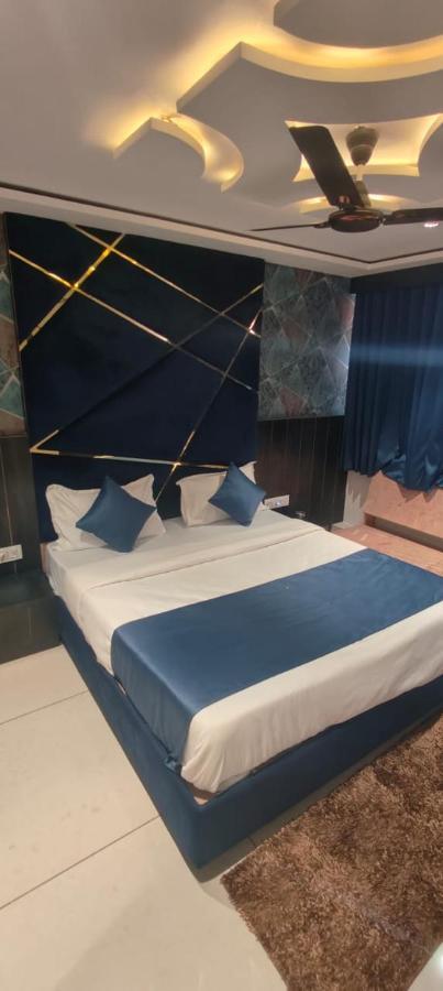 Prime View Hotel Ahmedabad Exterior photo